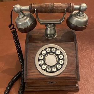 Vintage (working) phone - Great condition